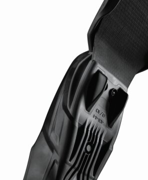 Omer Umberto Pellizzari ploutve UP-F1 Carbon 4